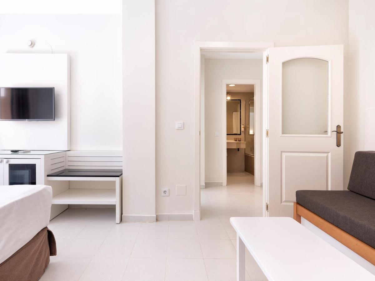 צ'יקלנה דה לה פרונטרה Sol Sancti Petri Aparthotel מראה חיצוני תמונה
